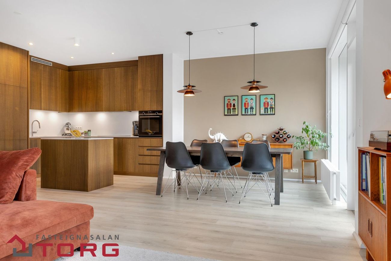 Hallgerðargata 19, 105 Reykjavík