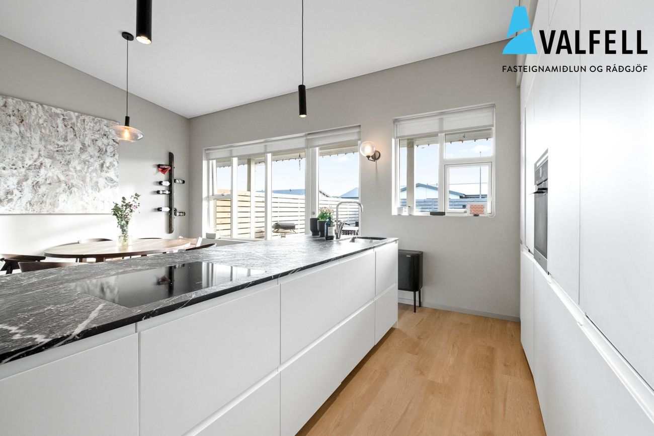 Akralundur 19, 300 Akranes