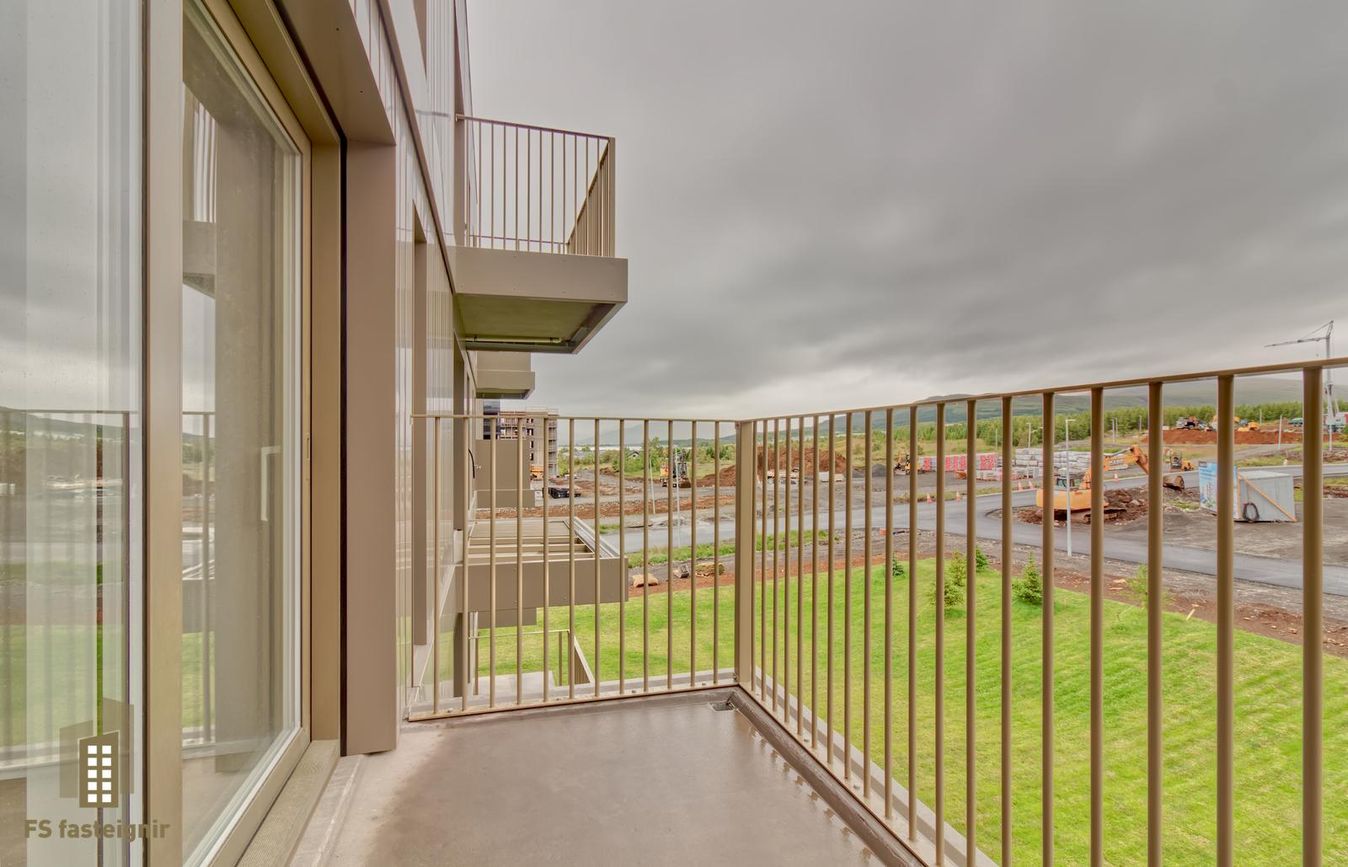 Lækjarmói 8, 603 Akureyri