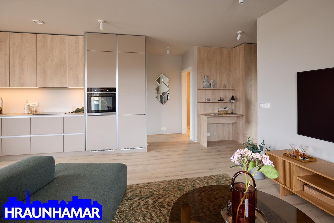 Baughamar 5, 221 Hafnarfjörður