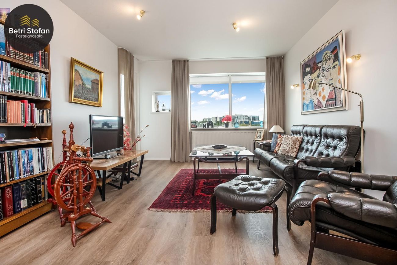 Árskógar 6, 109 Reykjavík