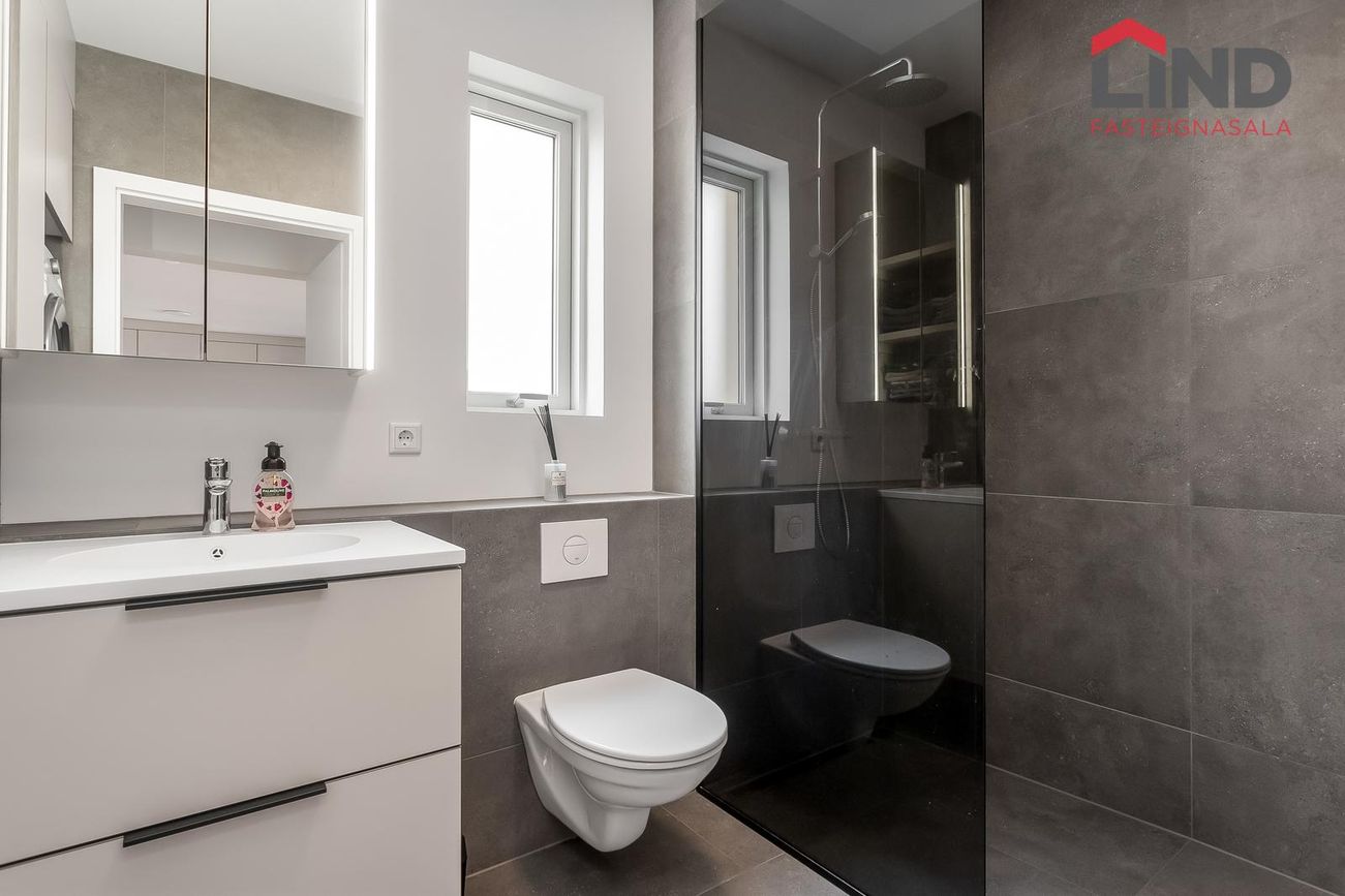 Hafnarbraut 4, 200 Kópavogur