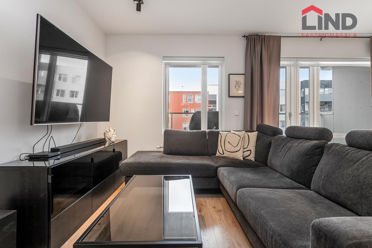 Hafnarbraut 4, 200 Kópavogur