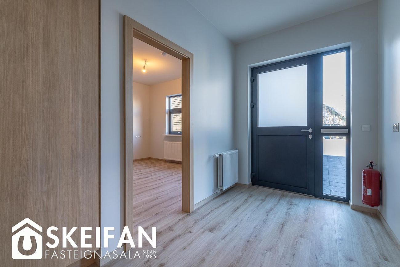 Brattahlíð 26, 270 Mosfellsbær