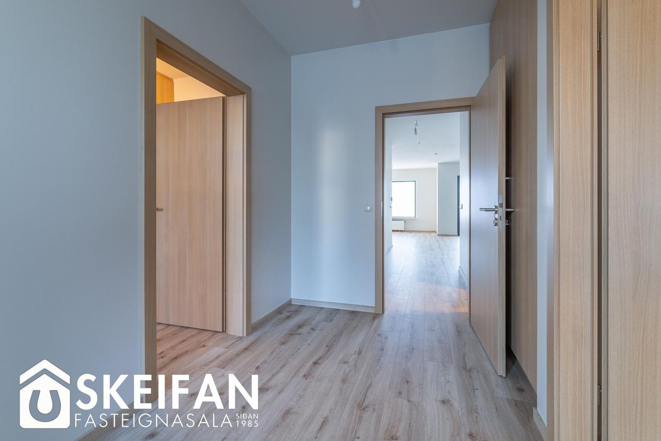 Brattahlíð 26, 270 Mosfellsbær