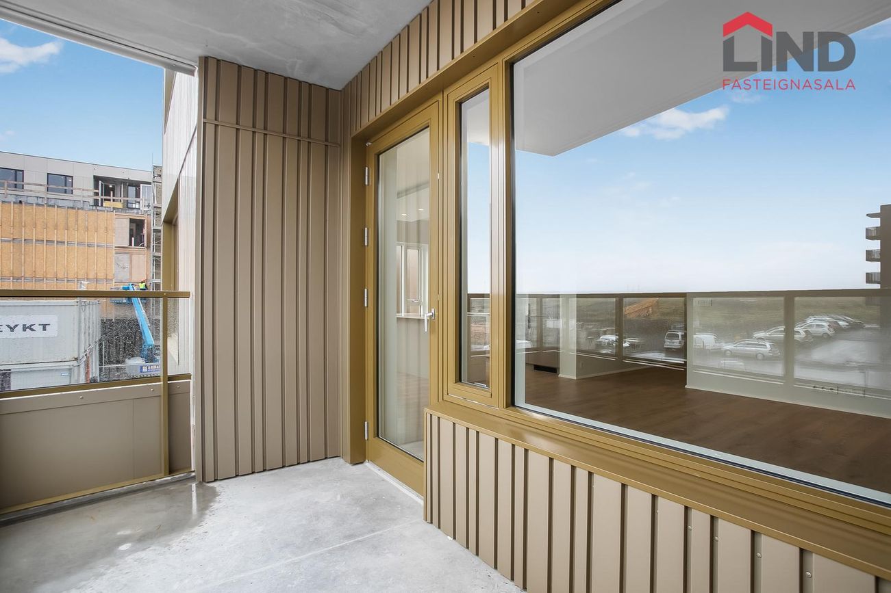 Áshamar 50 - 0410, 221 Hafnarfjörður