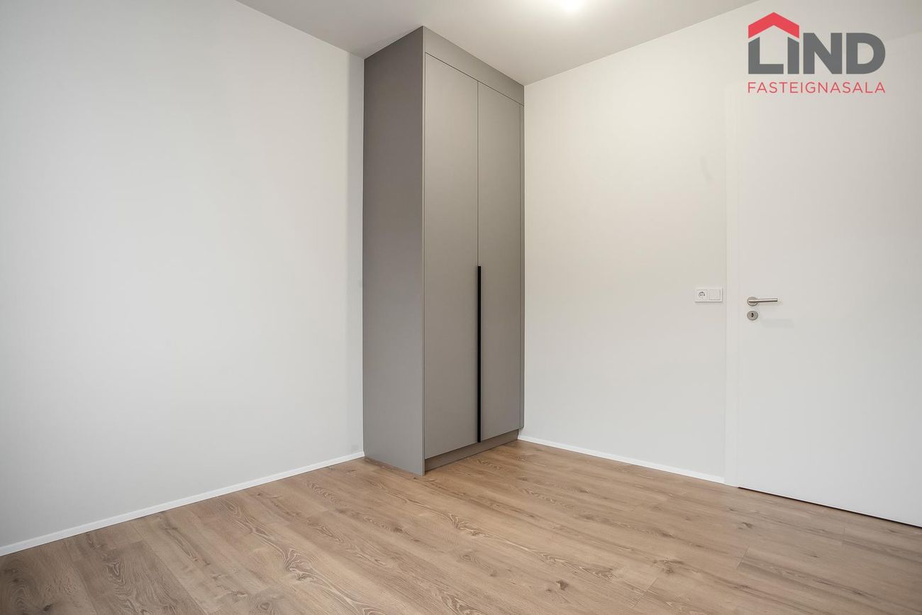 Áshamar 50 - 0410, 221 Hafnarfjörður