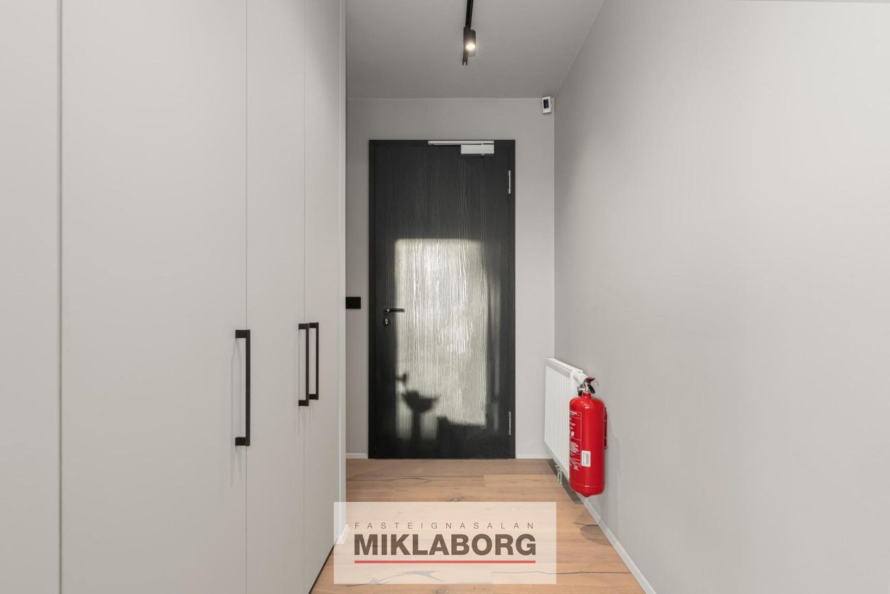 Eirhöfði 7A - 0402, 110 Reykjavík