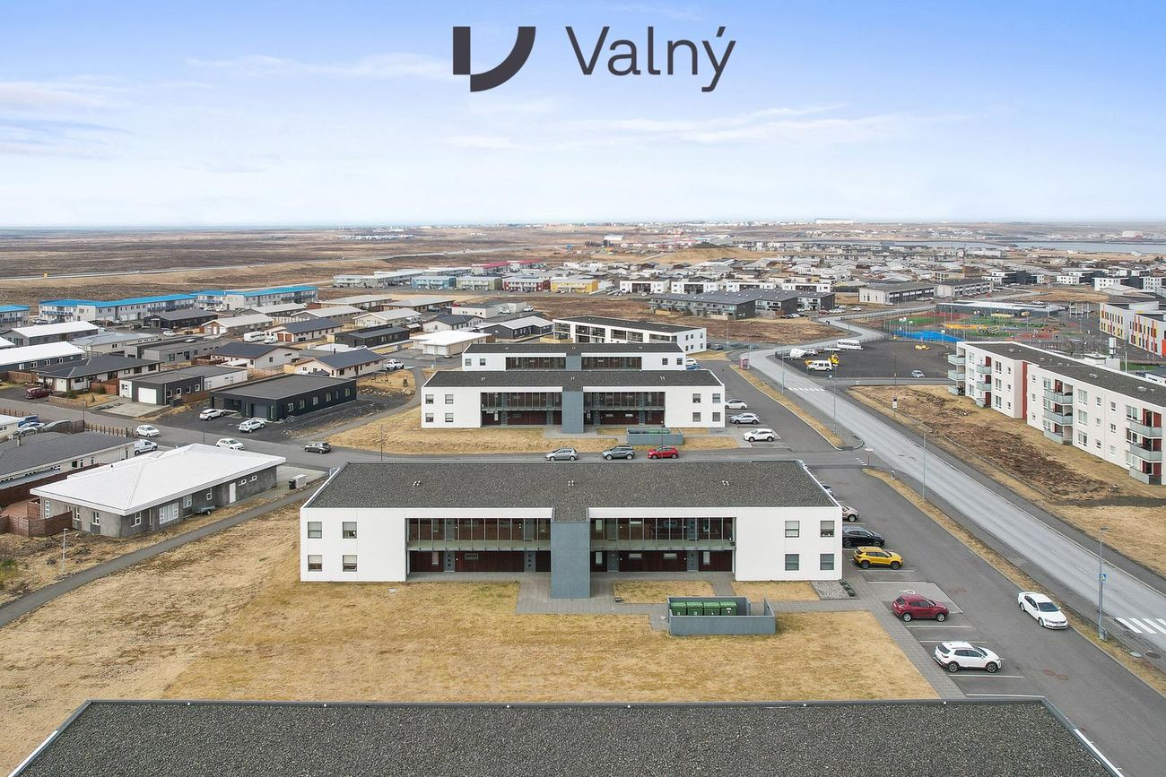 Dalsbraut 26, 260 Reykjanesbær