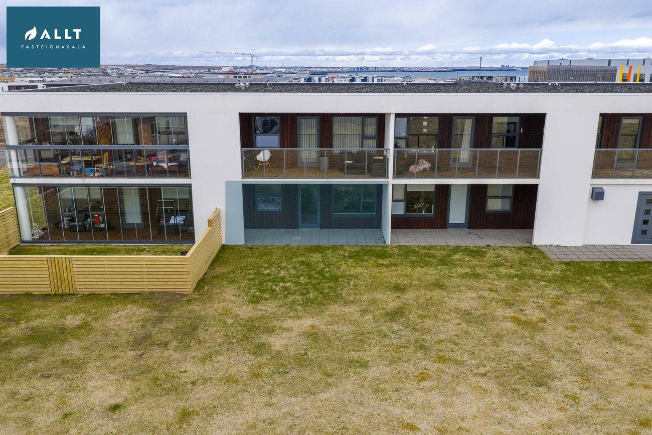 Aspardalur 1, 260 Reykjanesbær
