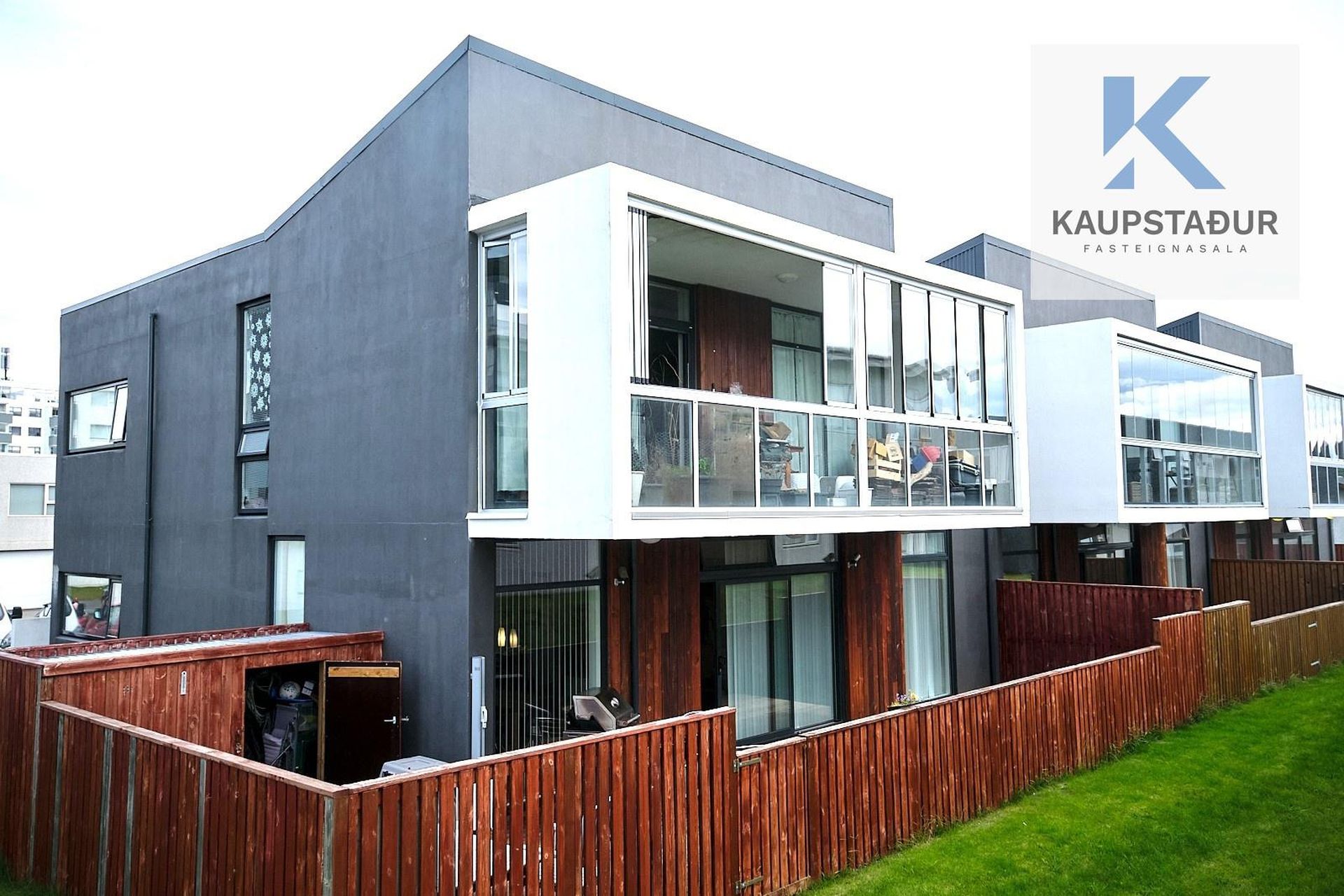 Drekavellir 40, 221 Hafnarfjörður