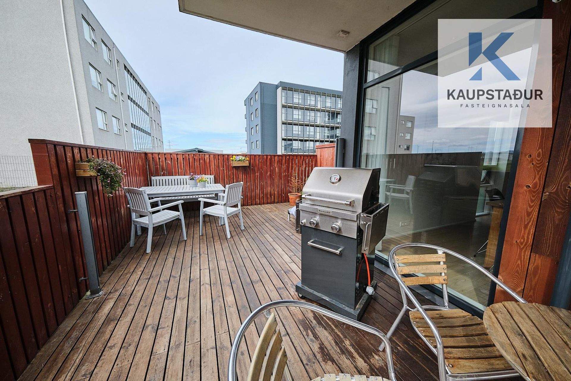 Drekavellir 40, 221 Hafnarfjörður