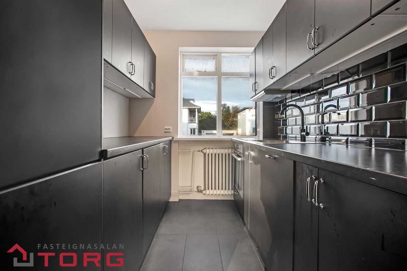 Hringbraut 99, 101 Reykjavík