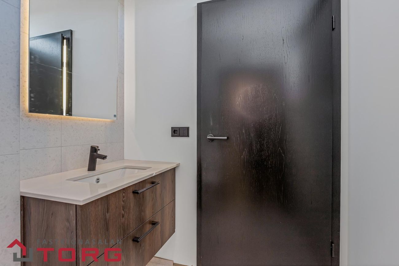 Hjallabraut 45B - 0103, 220 Hafnarfjörður