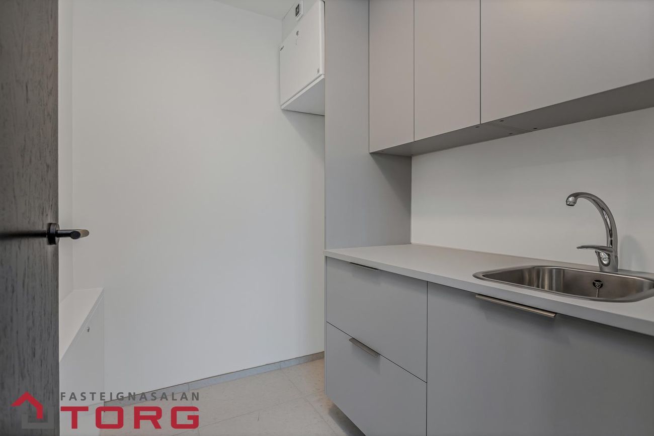 Hjallabraut 45B - 0103, 220 Hafnarfjörður