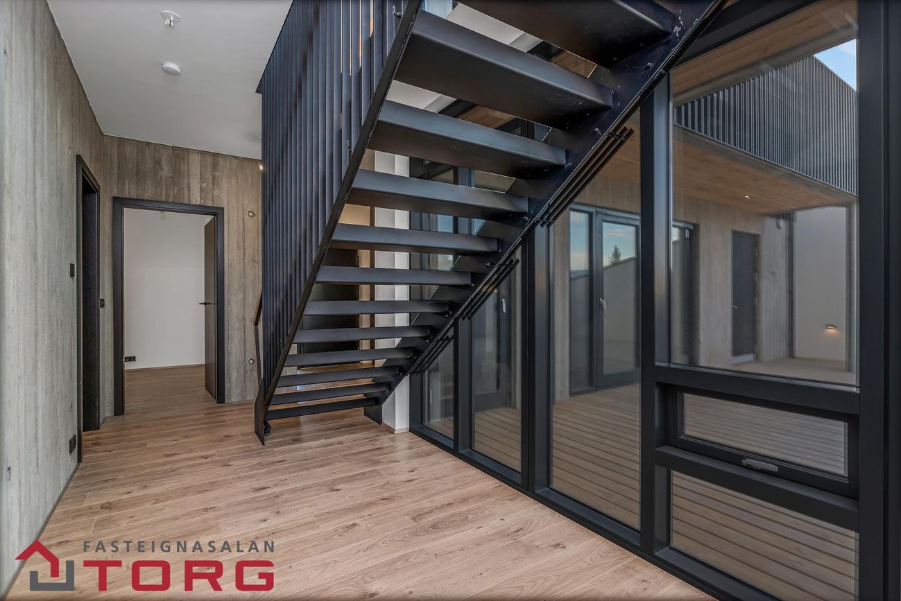 Hjallabraut 45B - 0103, 220 Hafnarfjörður