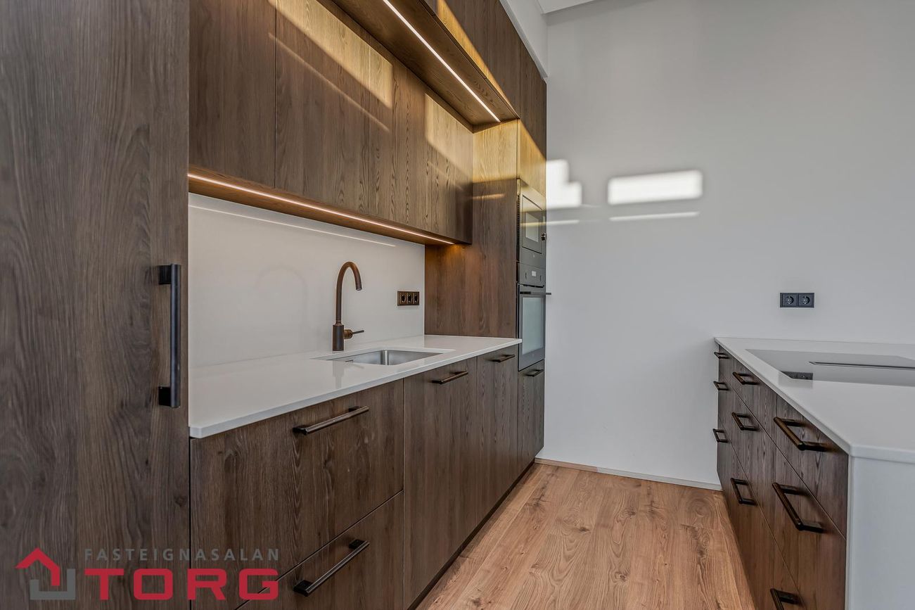 Hjallabraut 45B - 0103, 220 Hafnarfjörður