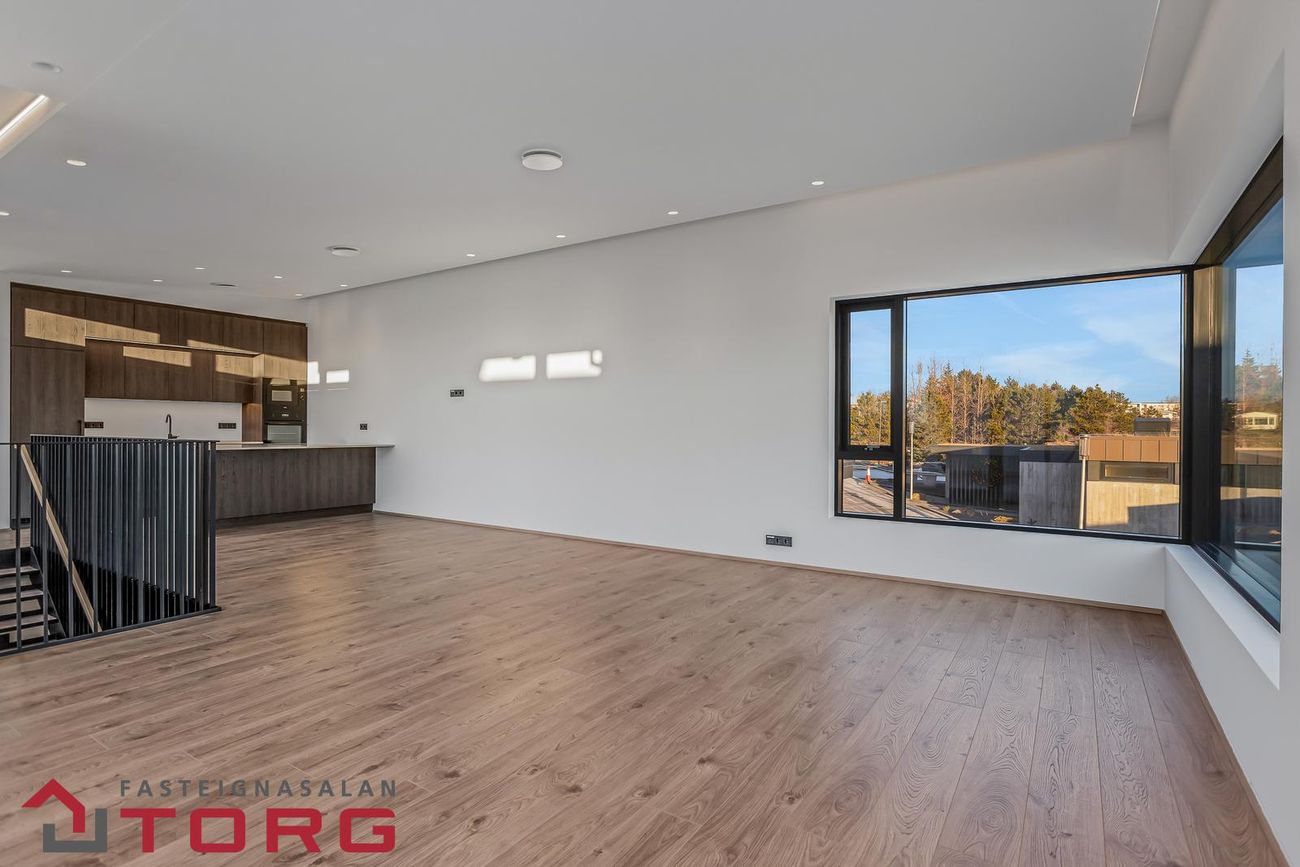 Hjallabraut 45B - 0103, 220 Hafnarfjörður