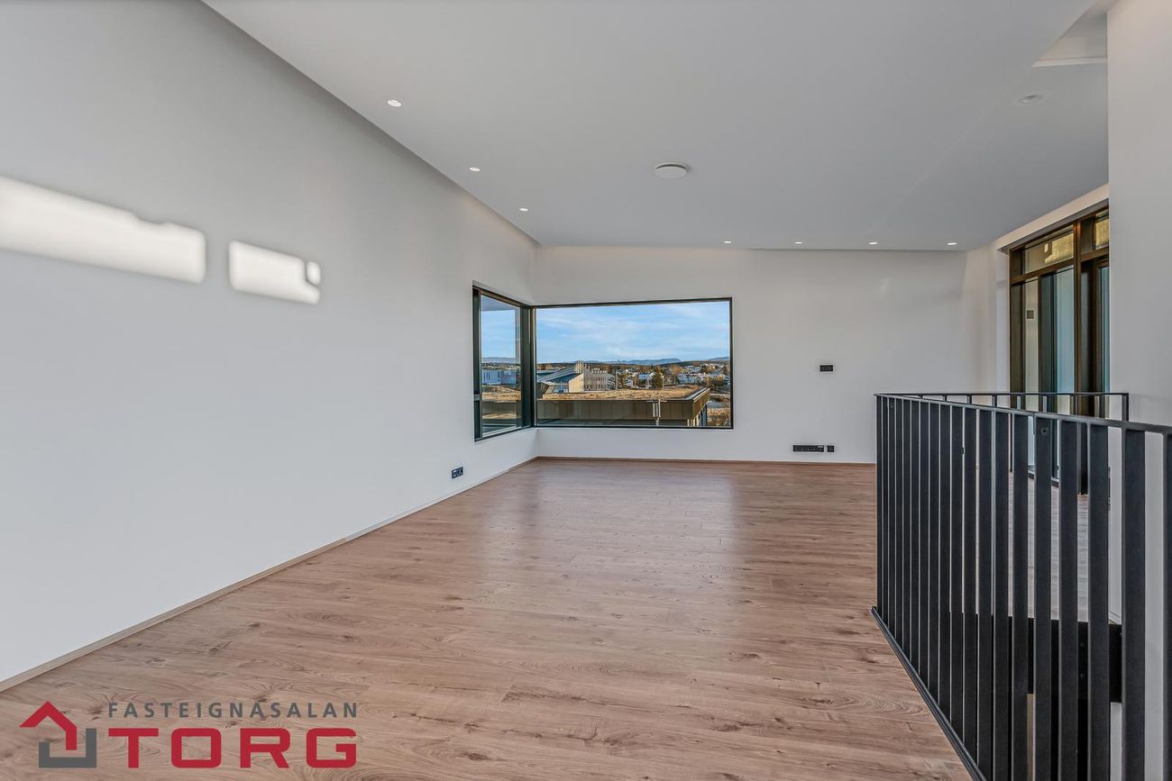 Hjallabraut 45B - 0103, 220 Hafnarfjörður