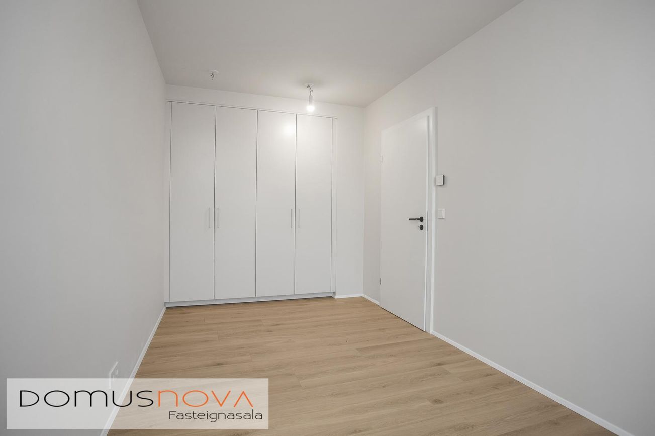Jöfursbás 5B, 112 Reykjavík