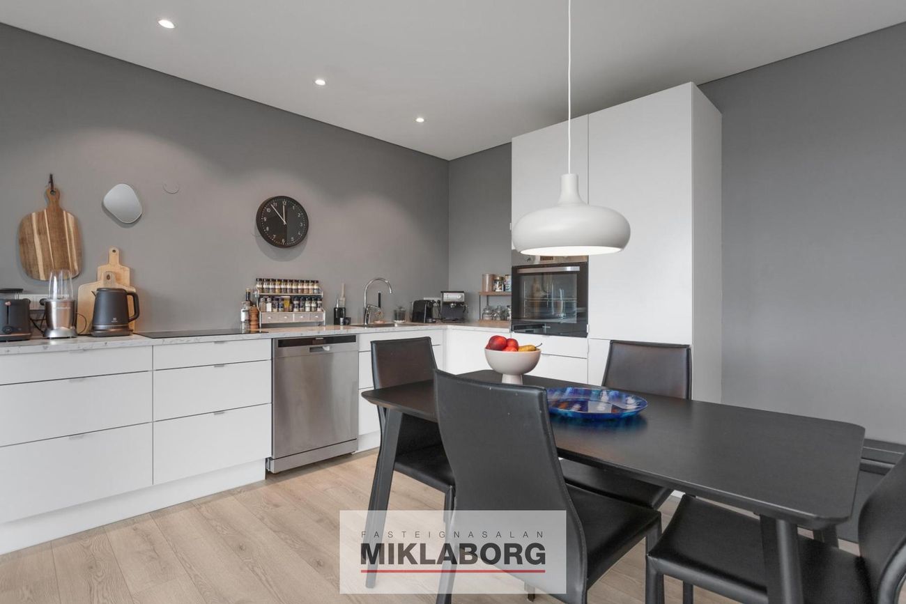 Leirvogstunga 21 - 0101, 270 Mosfellsbær
