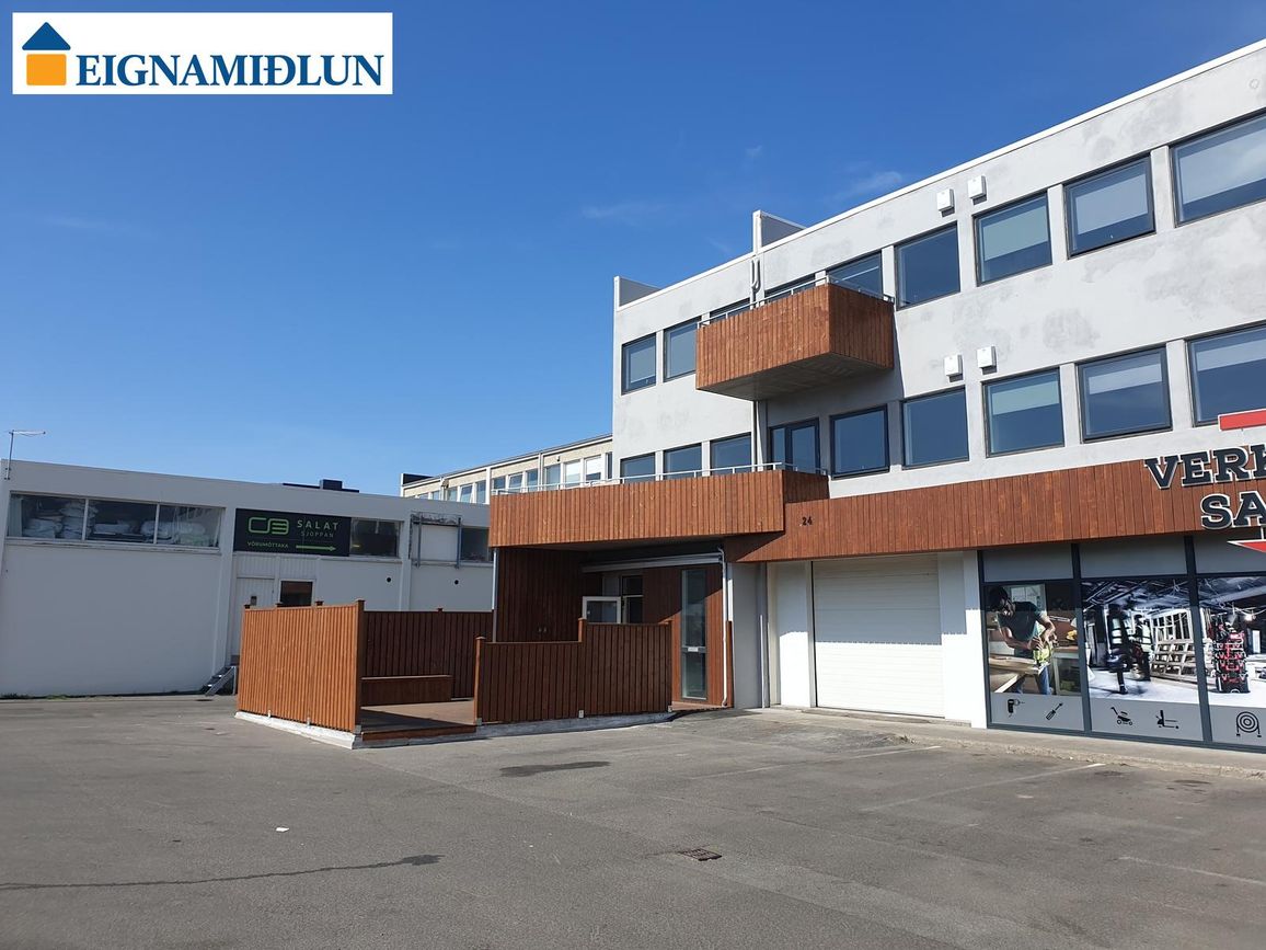 Tryggvabraut 24, 600 Akureyri