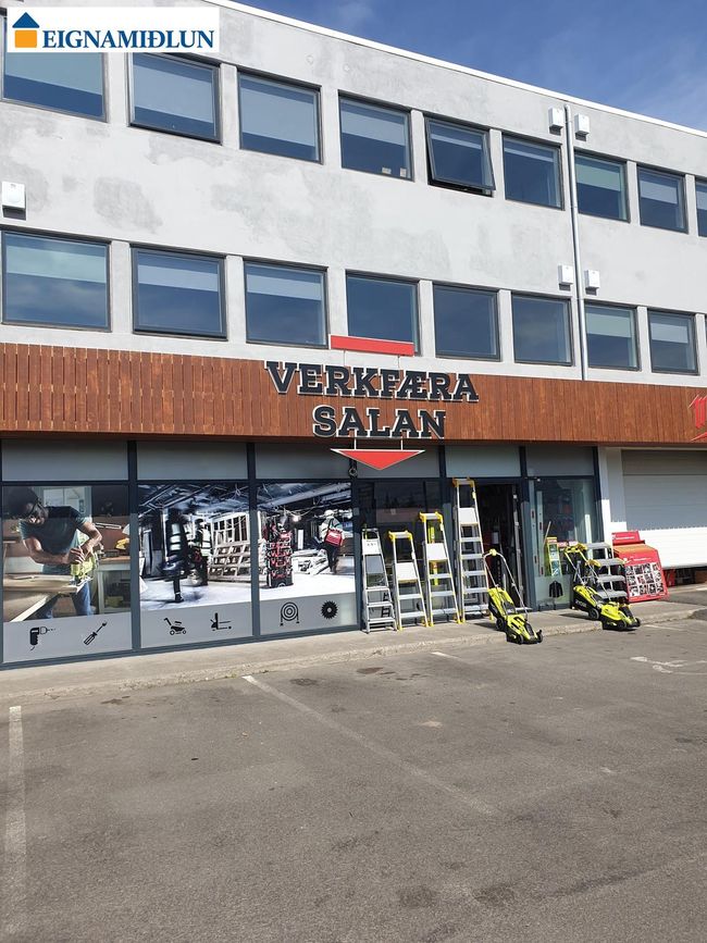 Tryggvabraut 24, 600 Akureyri