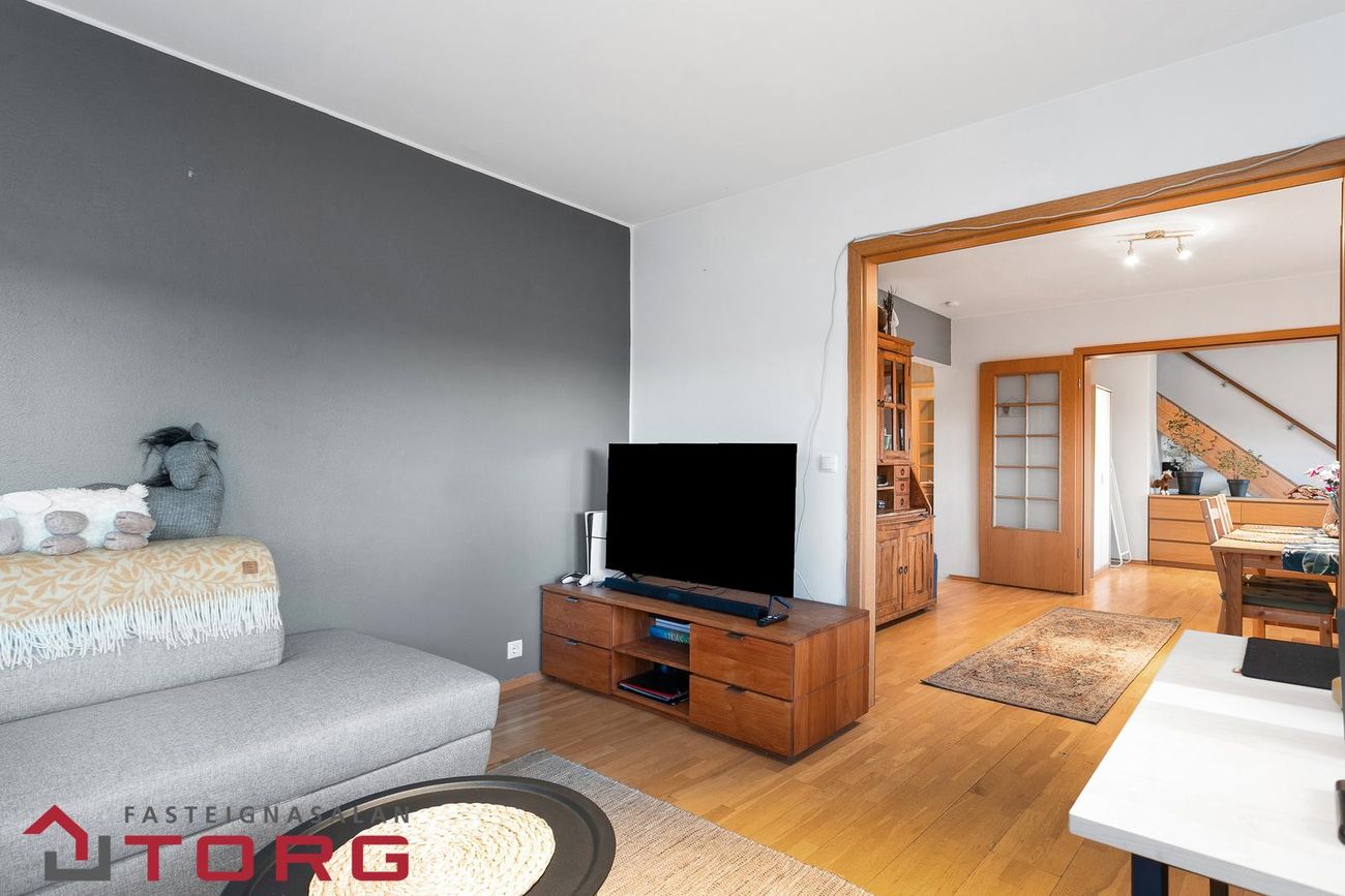 Hellisgata 18, 220 Hafnarfjörður