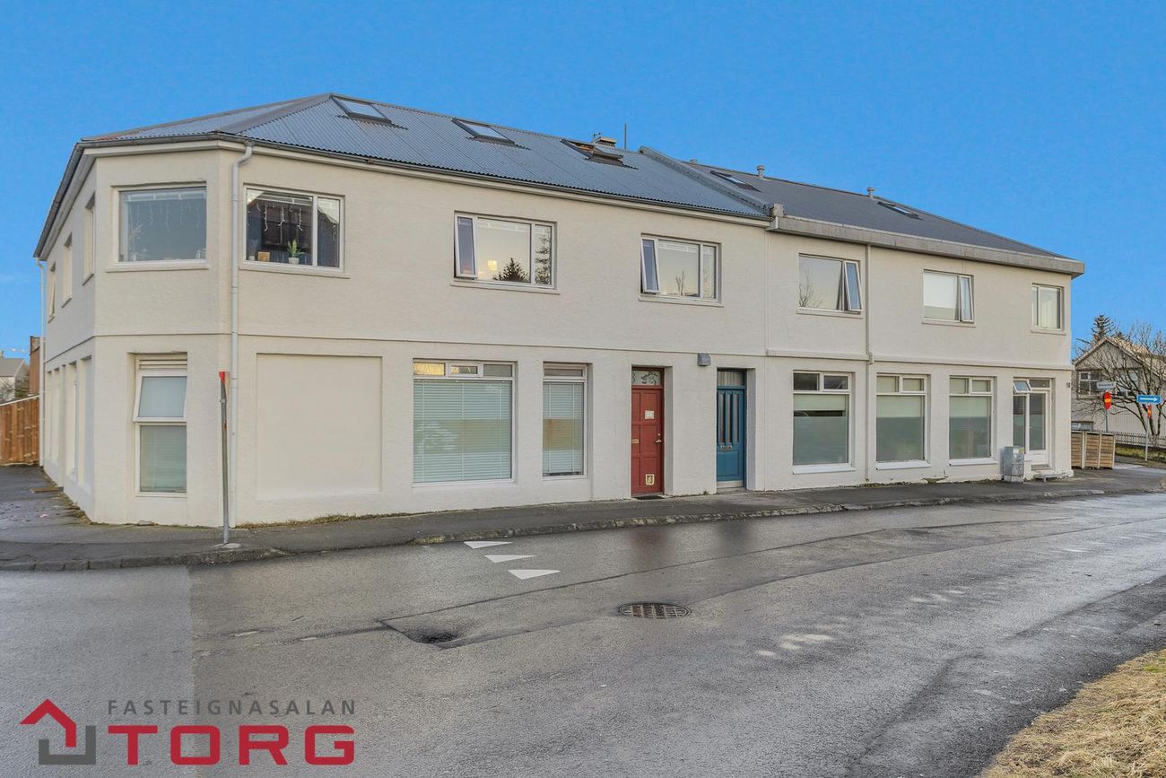 Hellisgata 18, 220 Hafnarfjörður