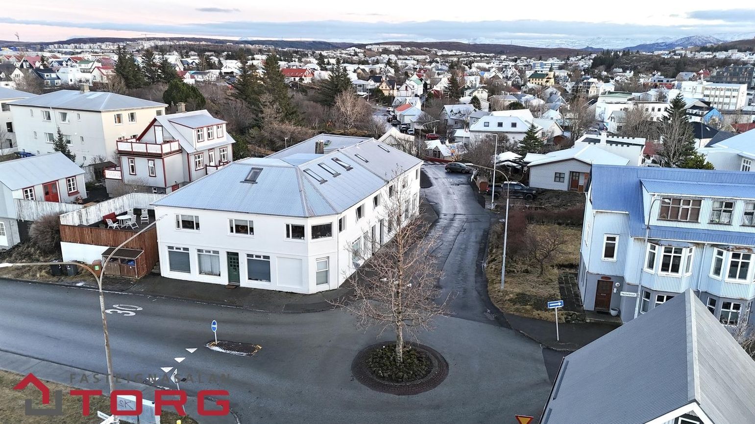 Hellisgata 18, 220 Hafnarfjörður