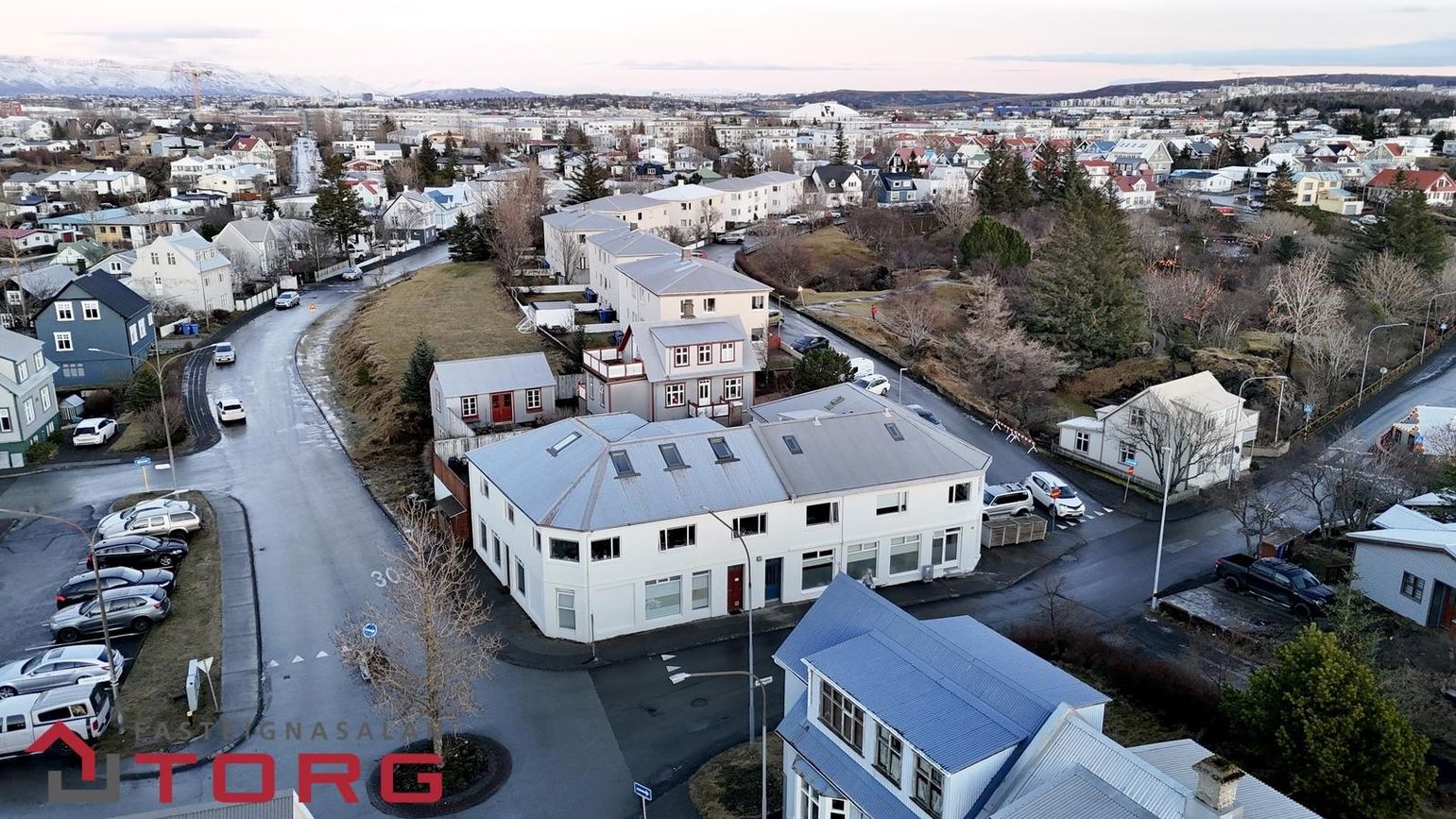 Hellisgata 18, 220 Hafnarfjörður