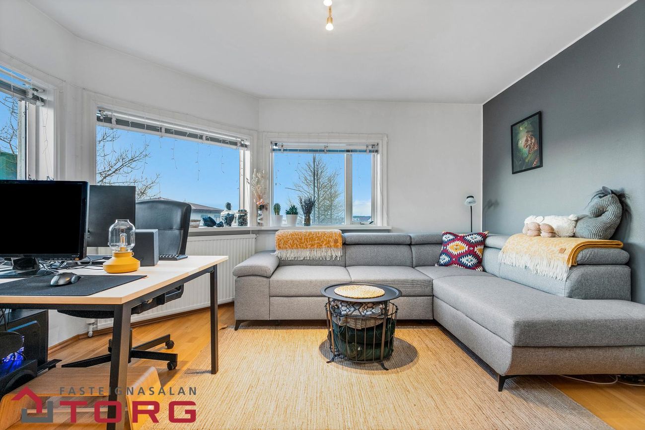 Hellisgata 18, 220 Hafnarfjörður