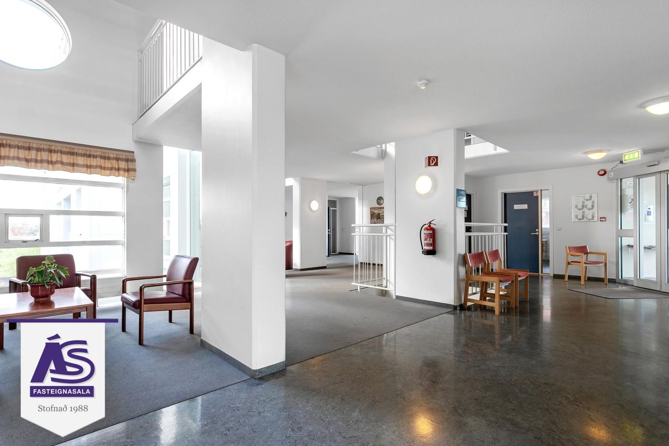Hjallabraut 33, 220 Hafnarfjörður
