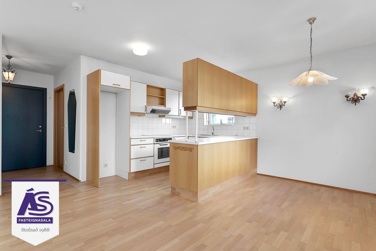 Hjallabraut 33, 220 Hafnarfjörður