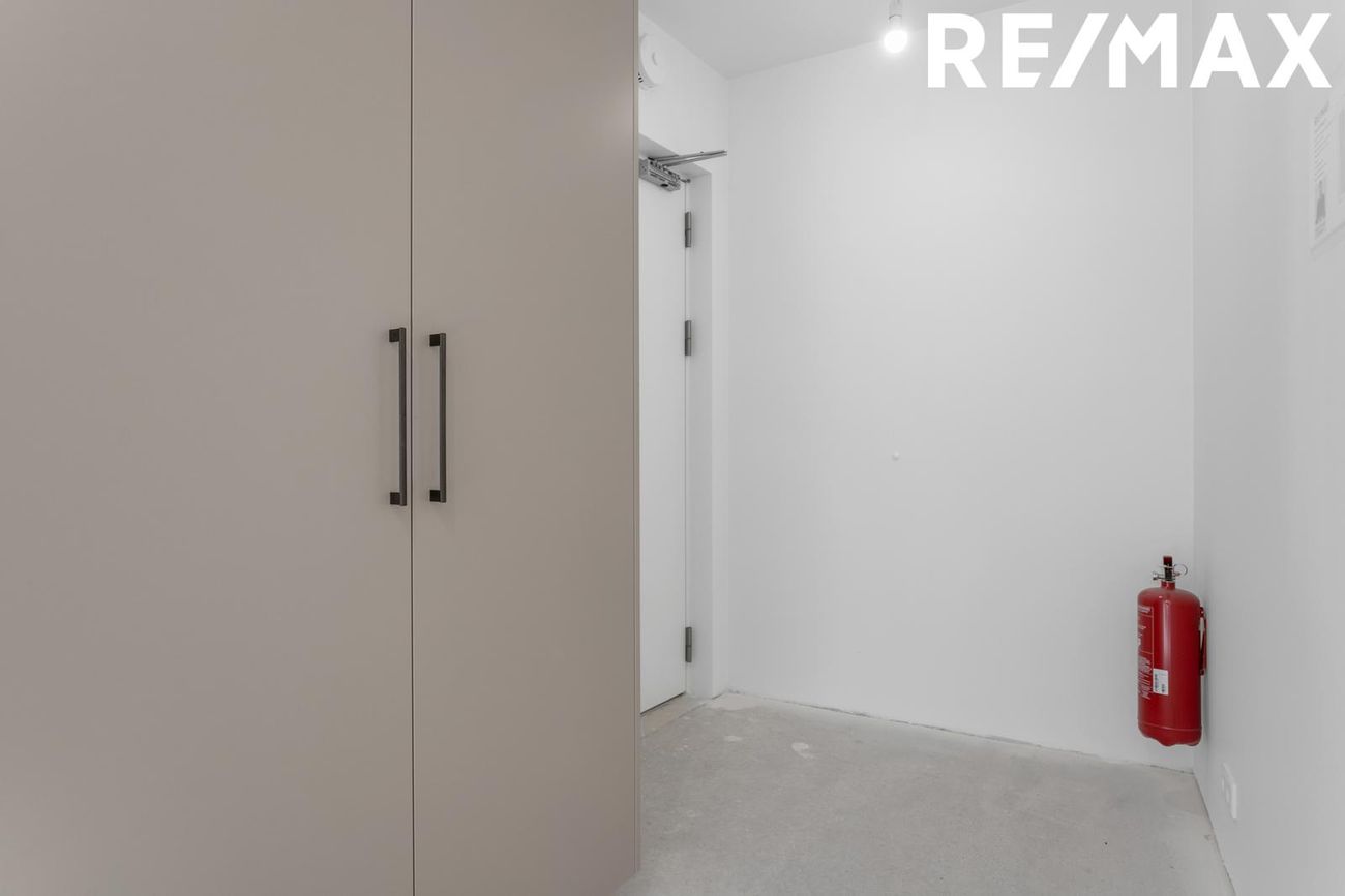 Hringbraut 120, 101 Reykjavík