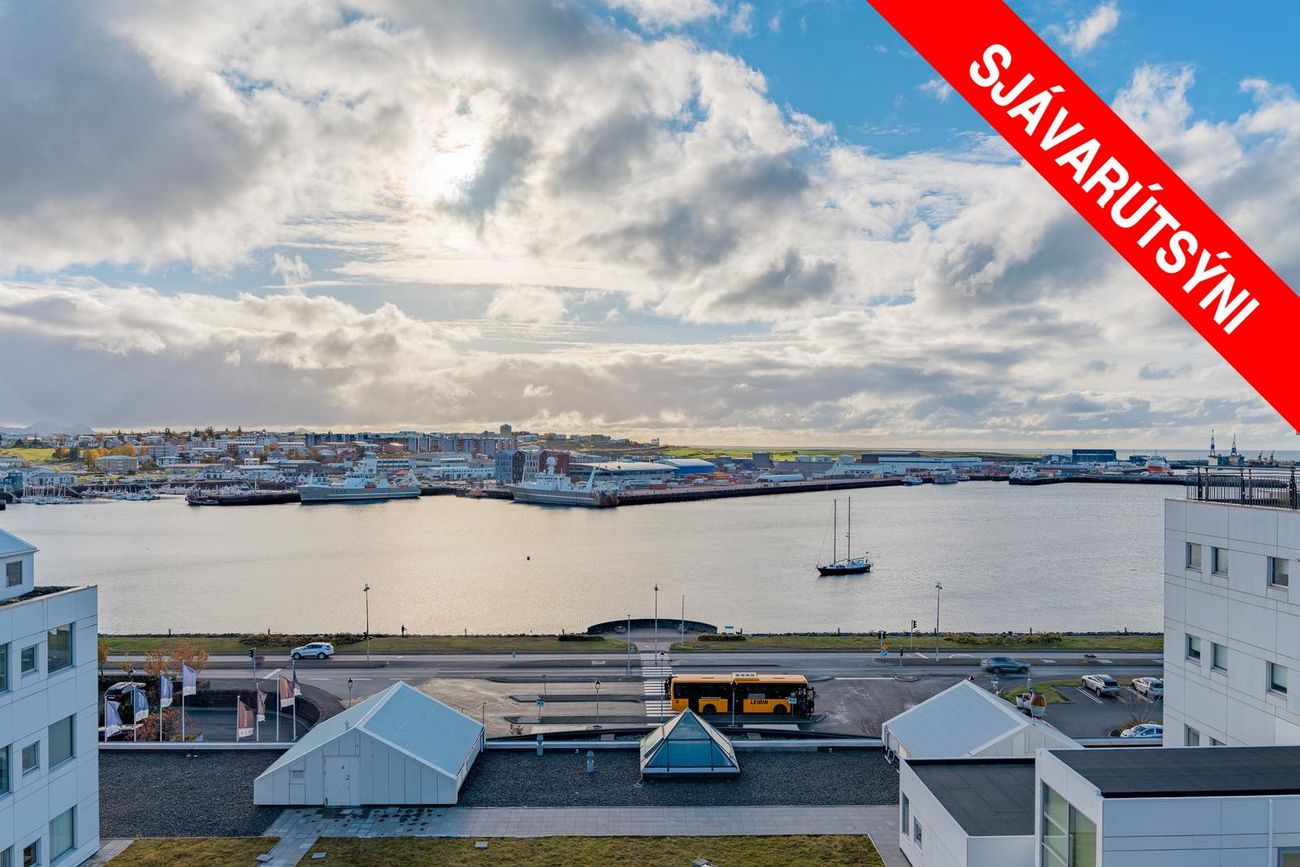 Strandgata 26, 220 Hafnarfjörður