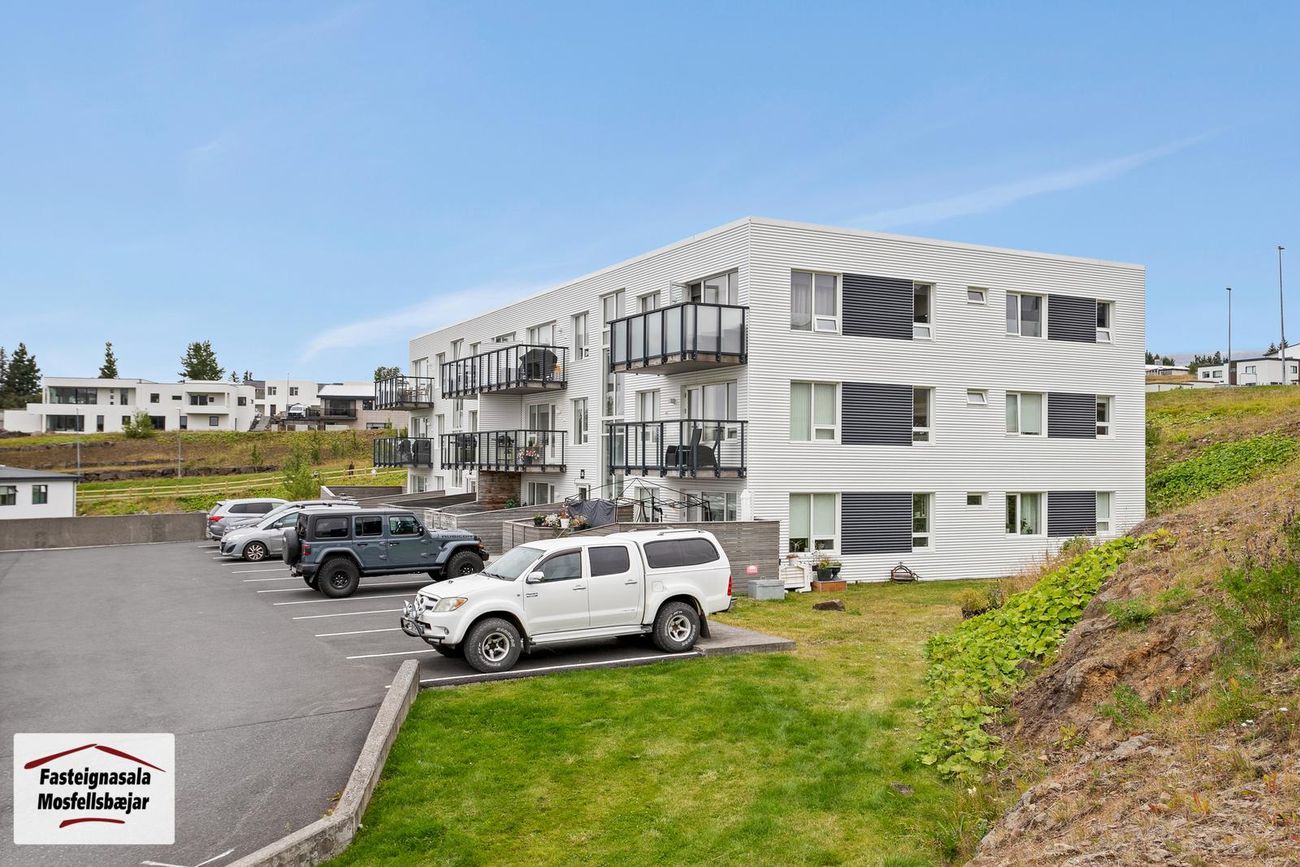 Uglugata 36, 270 Mosfellsbær