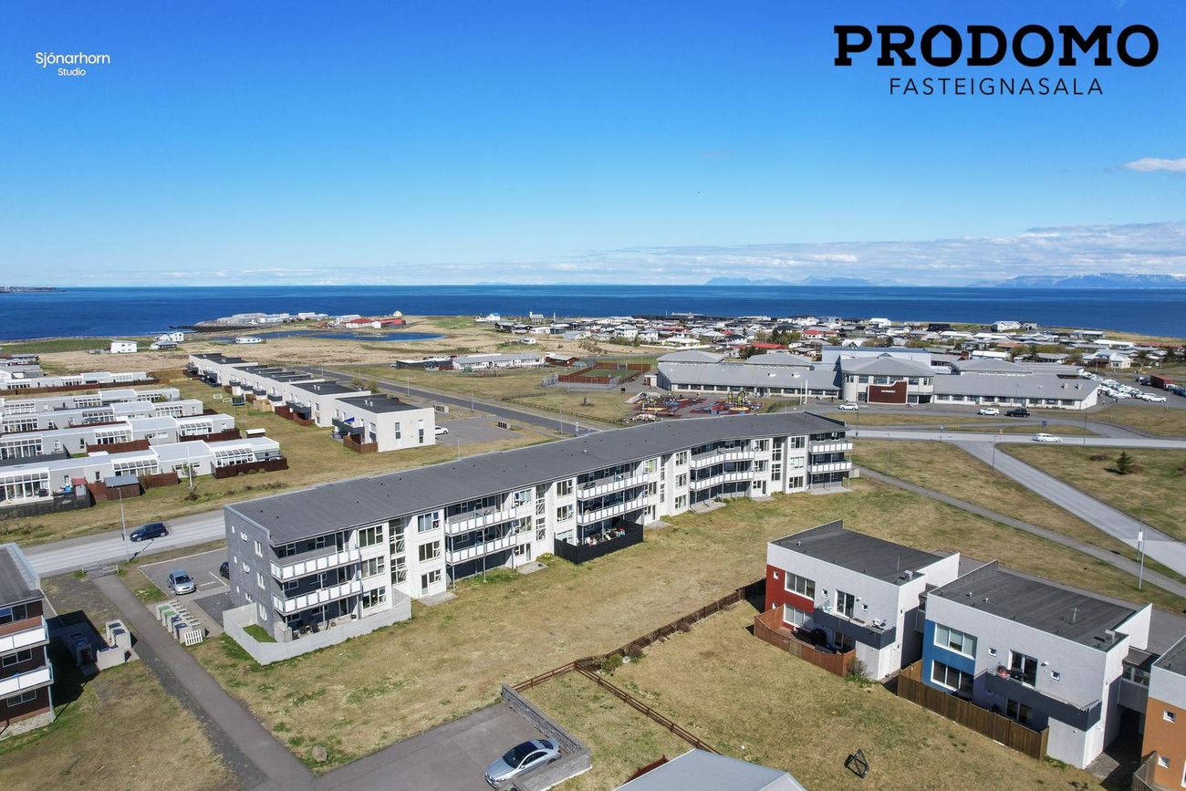 Tjarnabraut 14, 260 Reykjanesbær
