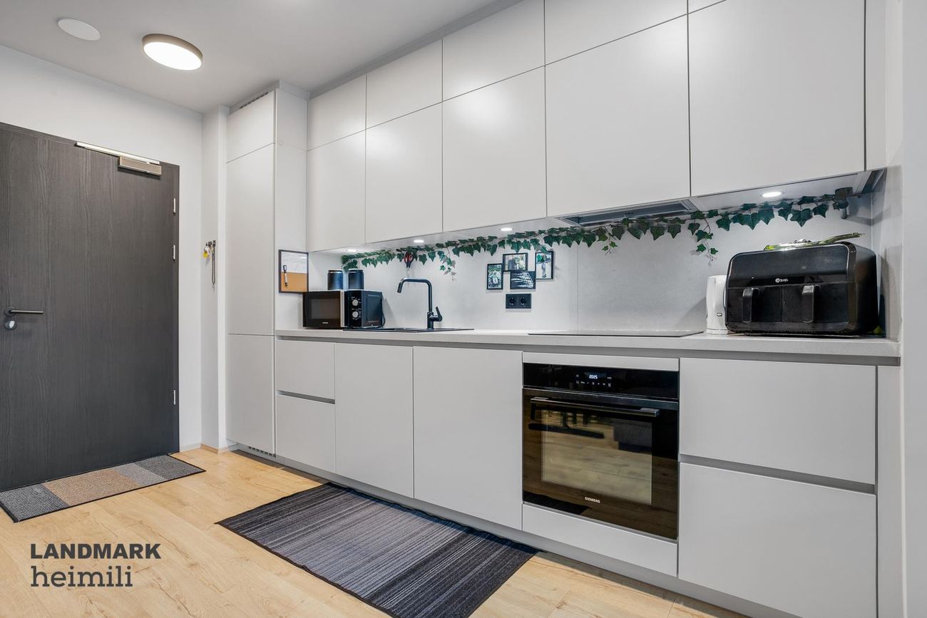 Dalsmúli 3, 108 Reykjavík