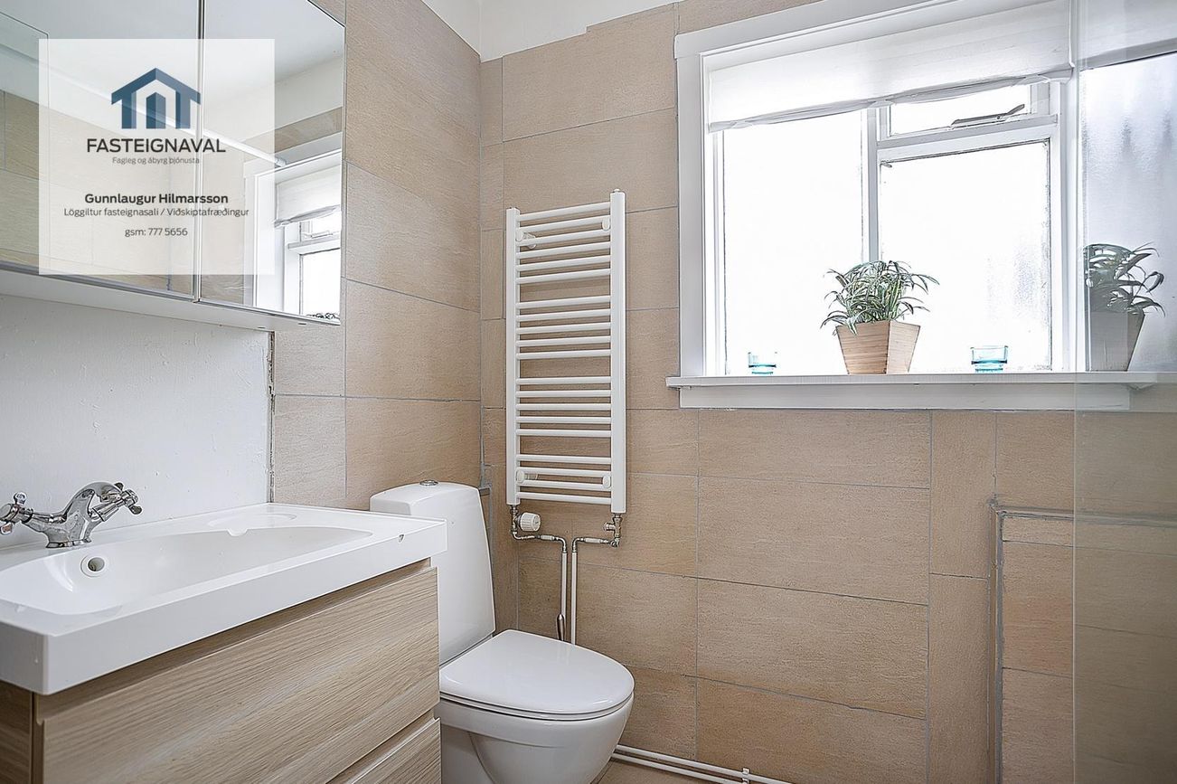 Skólabraut 1 - 0101, 220 Hafnarfjörður