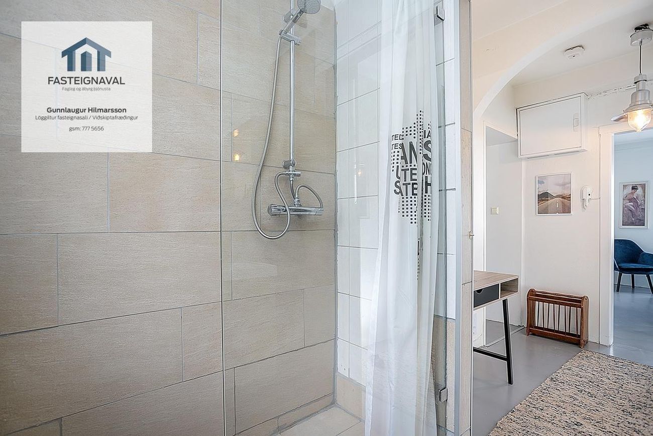 Skólabraut 1 - 0101, 220 Hafnarfjörður