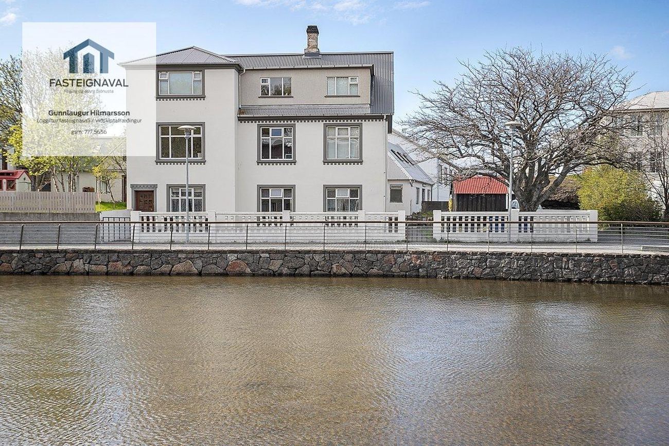 Skólabraut 1 - 0101, 220 Hafnarfjörður