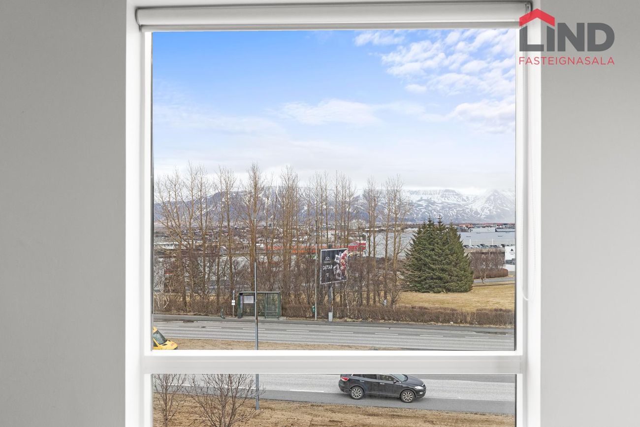 Hraunbær 103, 110 Reykjavík