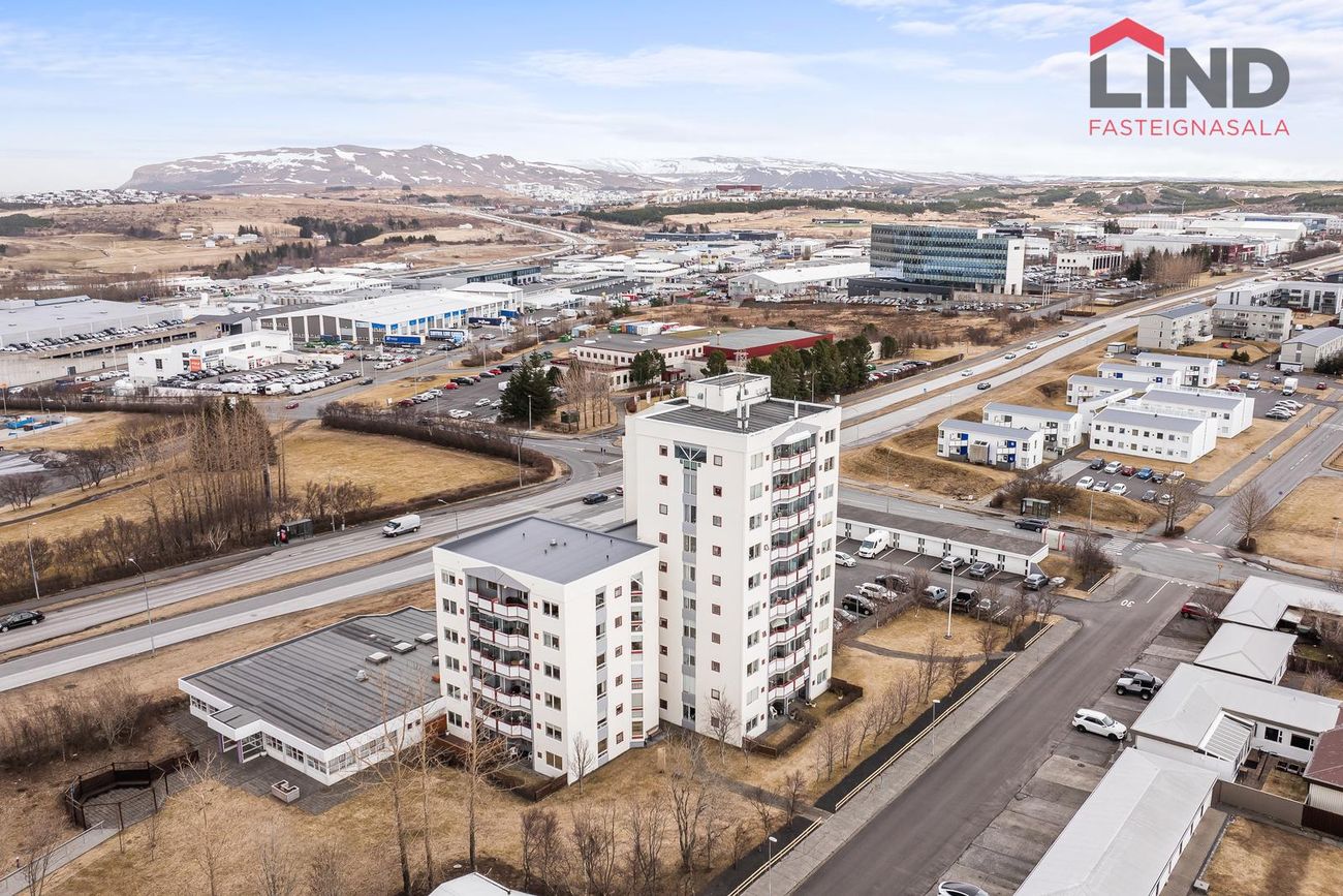 Hraunbær 103, 110 Reykjavík