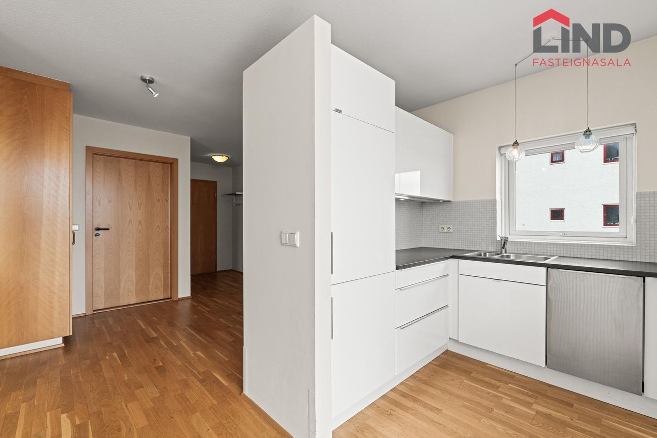 Hraunbær 103, 110 Reykjavík