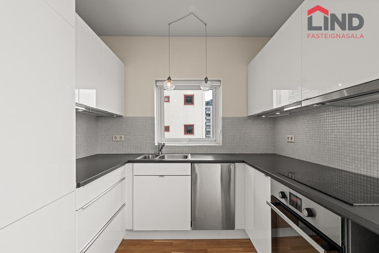 Hraunbær 103, 110 Reykjavík