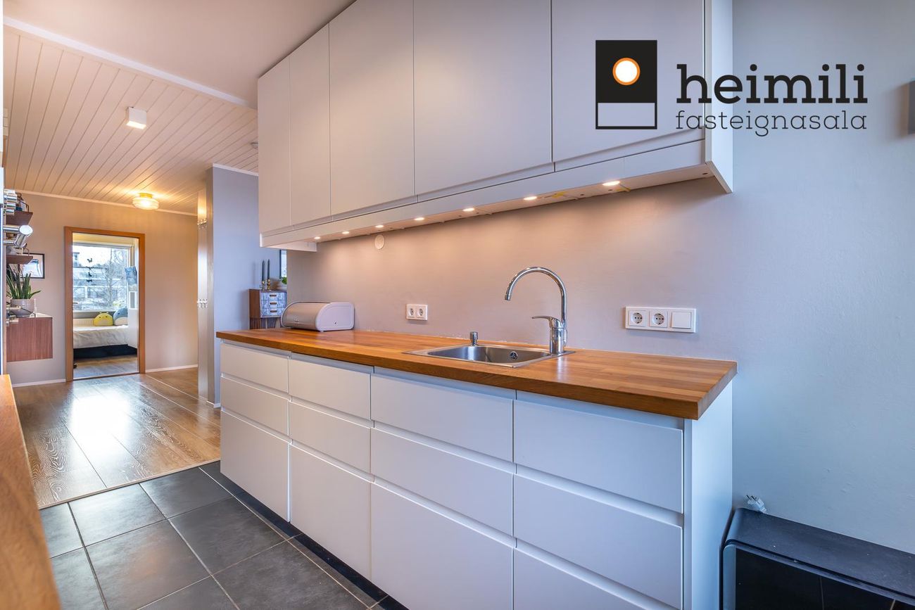 Lundarbrekka 14 - 0302, 200 Kópavogur