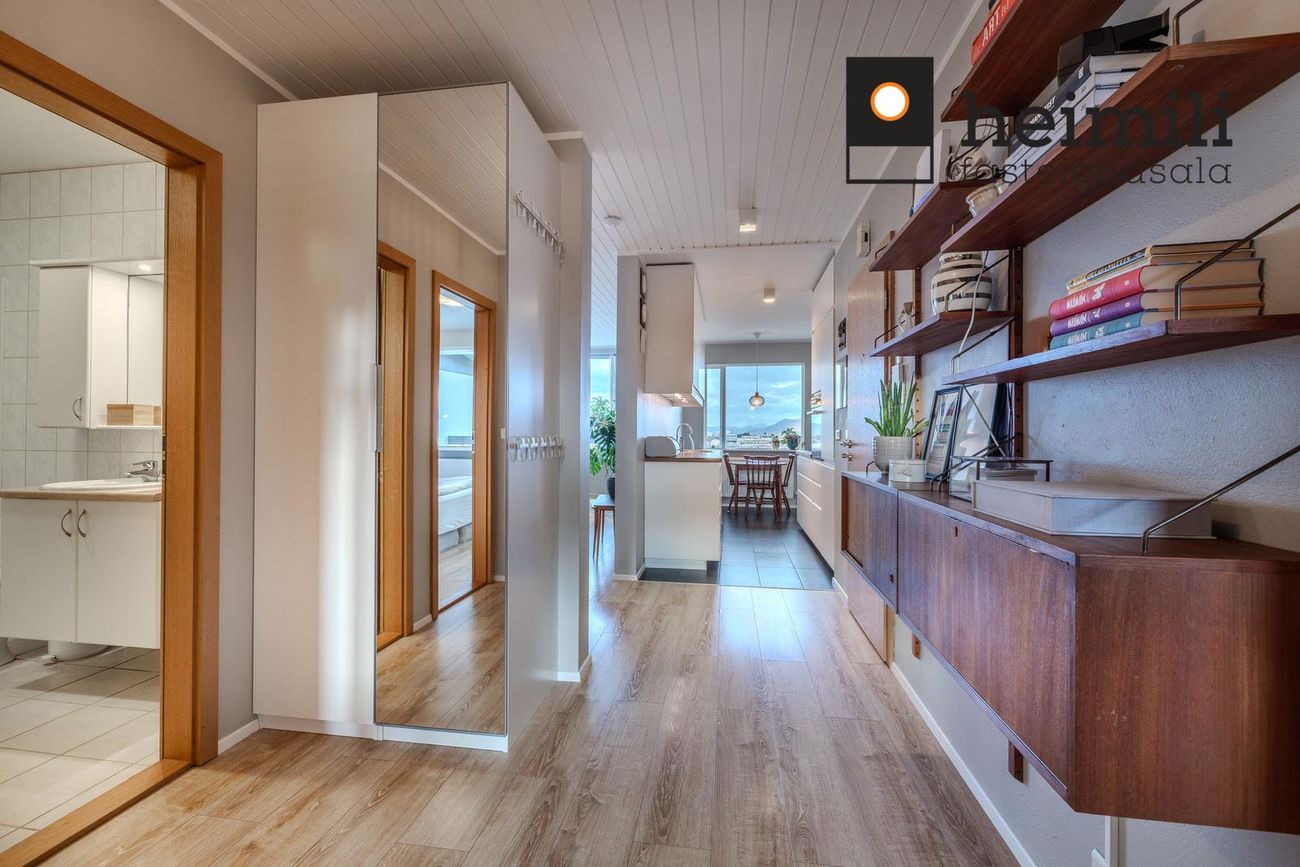 Lundarbrekka 14 - 0302, 200 Kópavogur