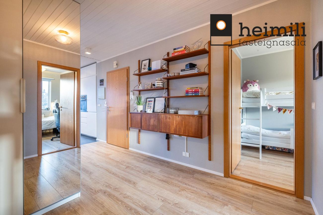 Lundarbrekka 14 - 0302, 200 Kópavogur