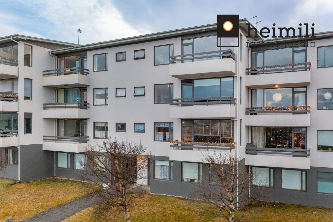 Lundarbrekka 14 - 0302, 200 Kópavogur